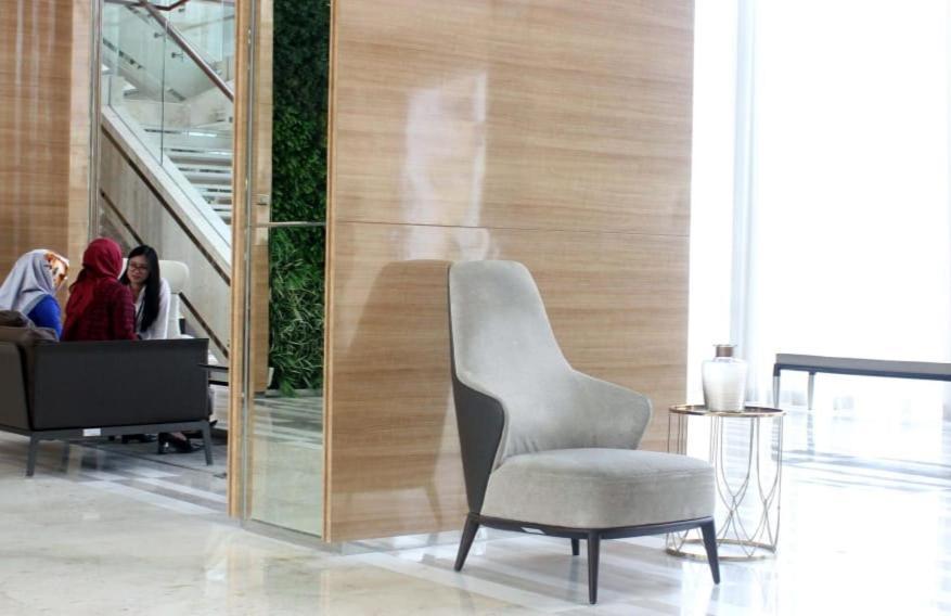 Apartemen Grand Sungkono Lagoon Venetian. スラバヤ エクステリア 写真