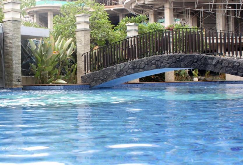 Apartemen Grand Sungkono Lagoon Venetian. スラバヤ エクステリア 写真